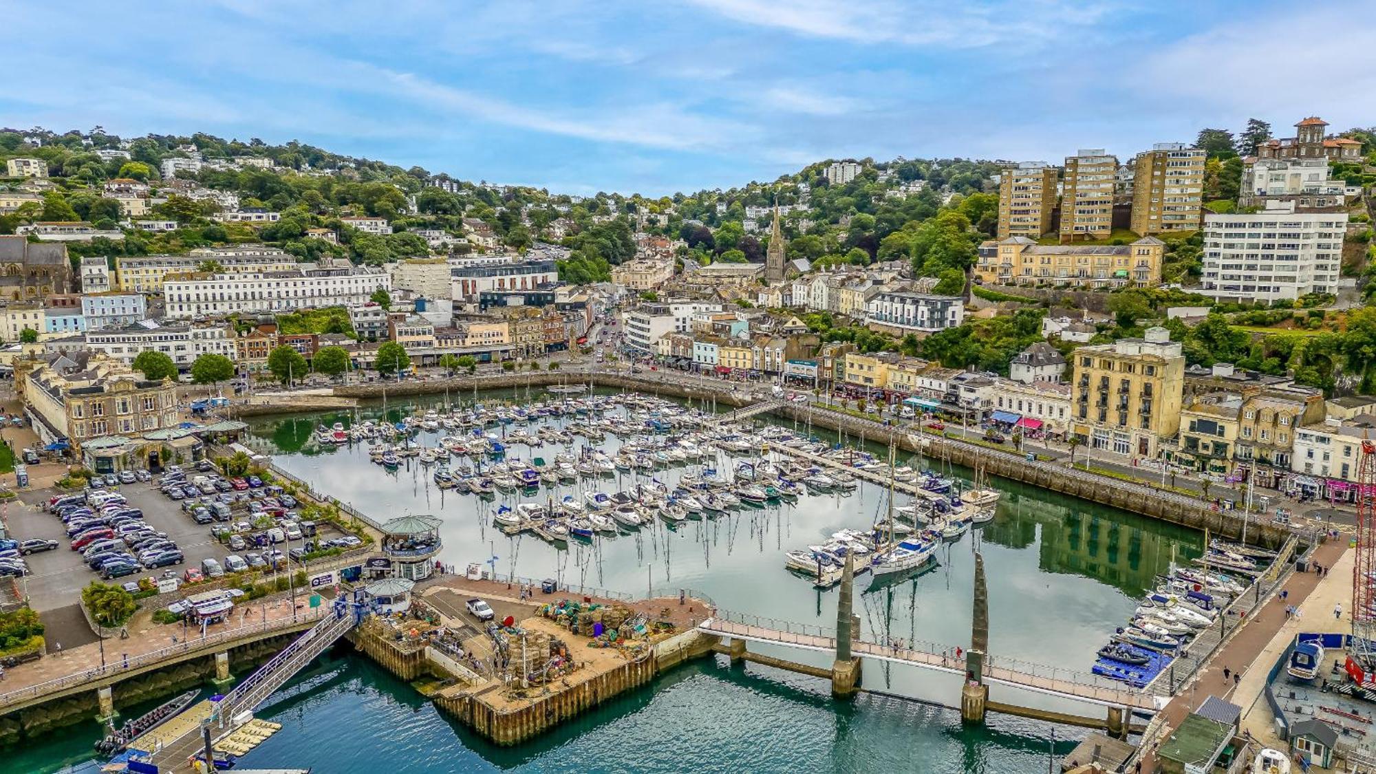 Sovereign House - Close To Harbour With Parking トーキー エクステリア 写真