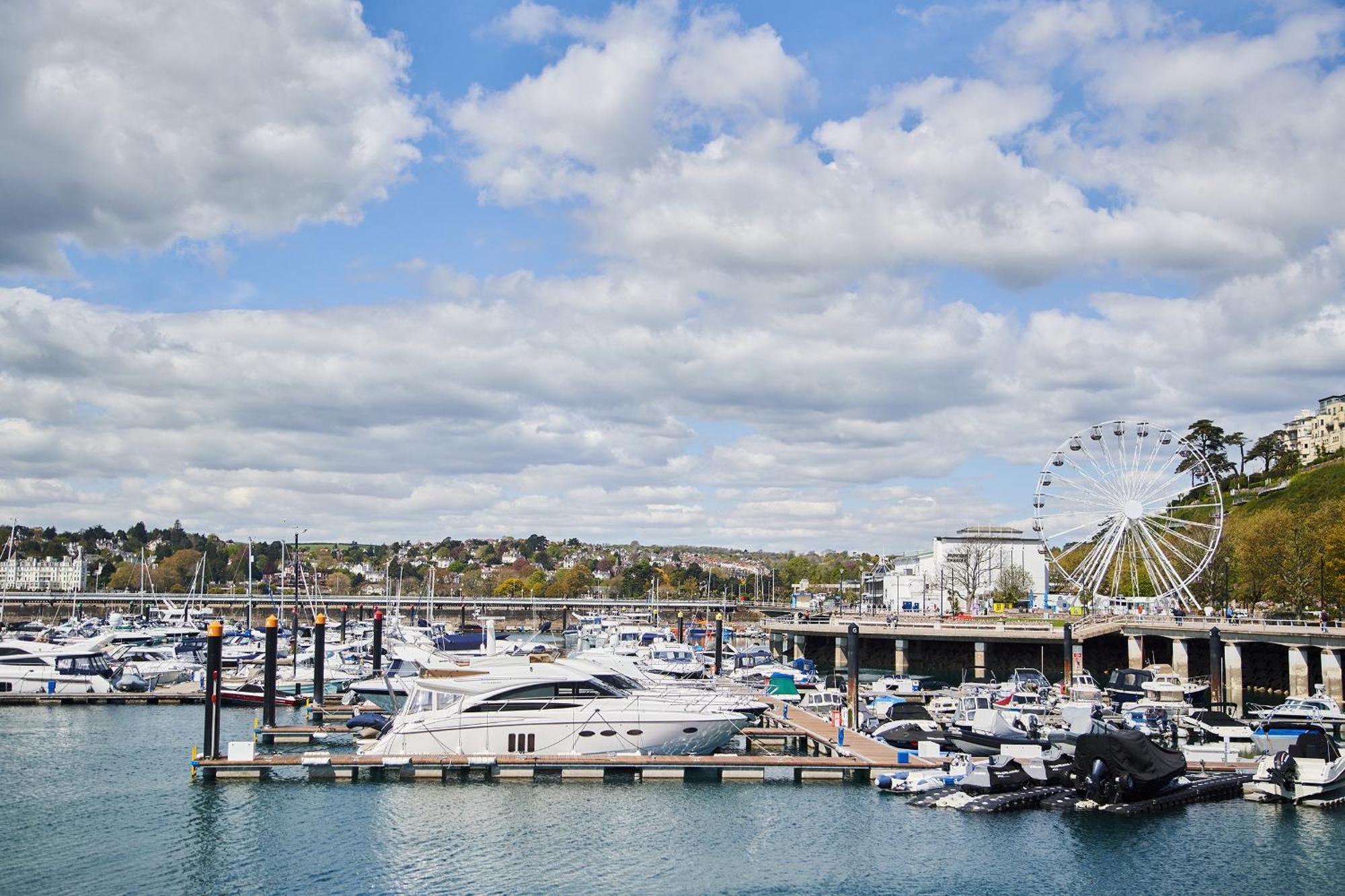 Sovereign House - Close To Harbour With Parking トーキー エクステリア 写真