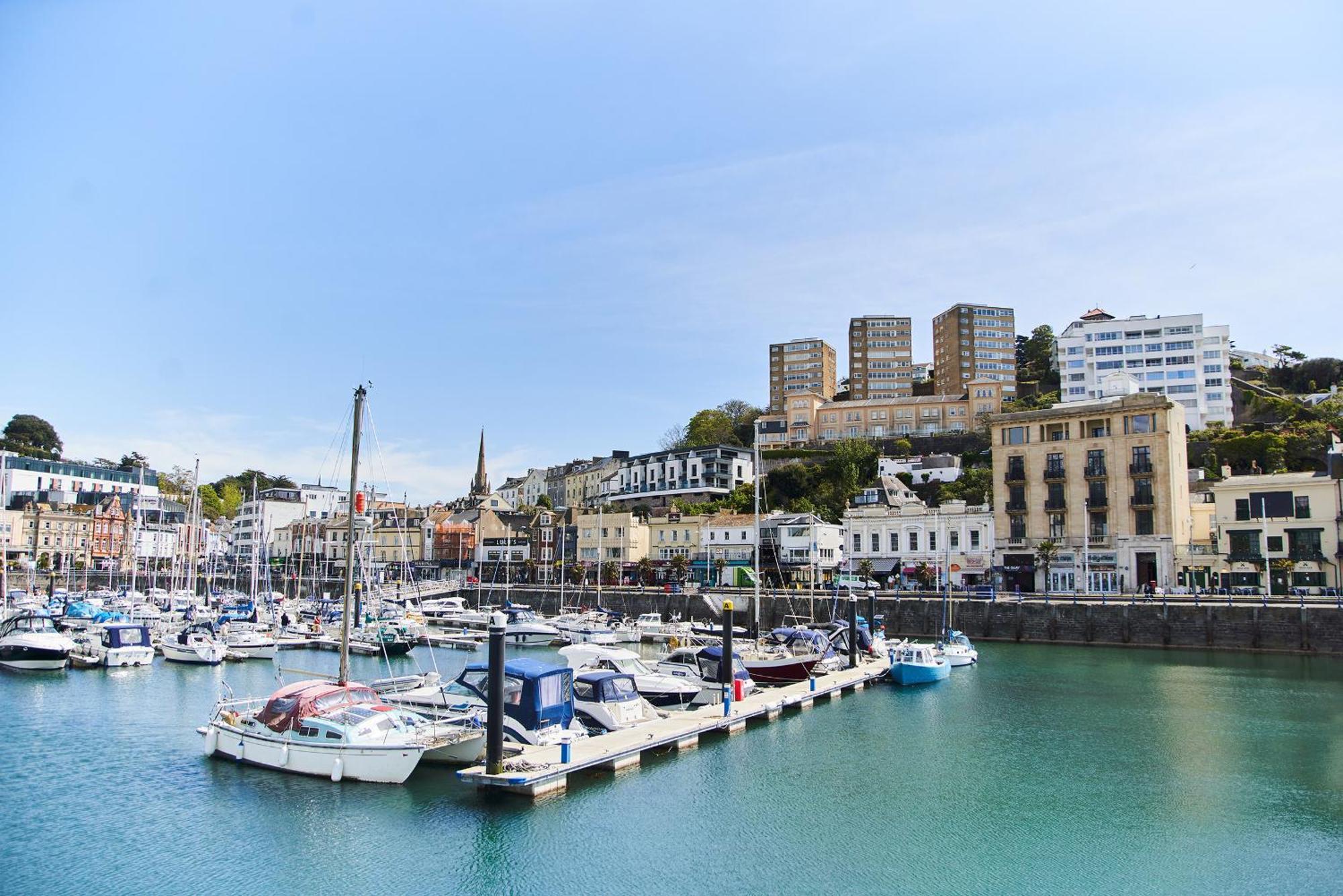 Sovereign House - Close To Harbour With Parking トーキー エクステリア 写真